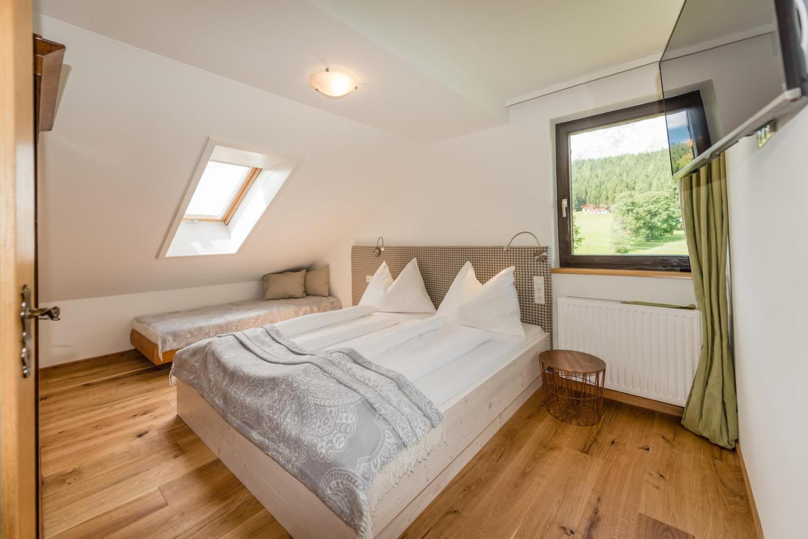 Naturchalet Hoeflehner - Heimgefuehl & Ruhelage An Loipe & Wanderweg Ramsau am Dachstein Buitenkant foto